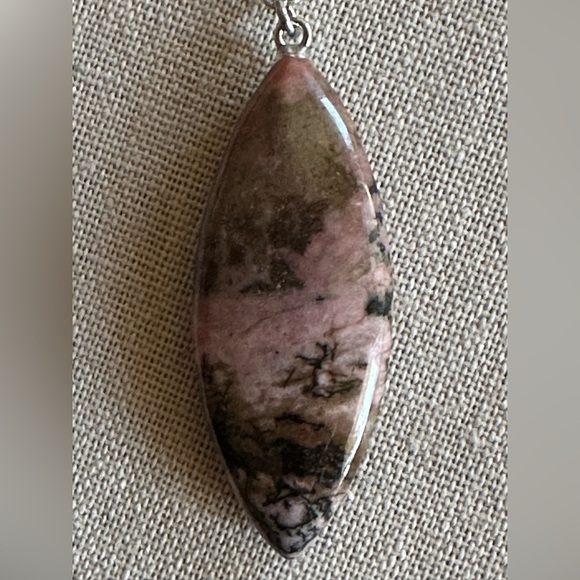 24 inch Rhodonite Gemstone bead necklace NWOT - Picture 11 of 13